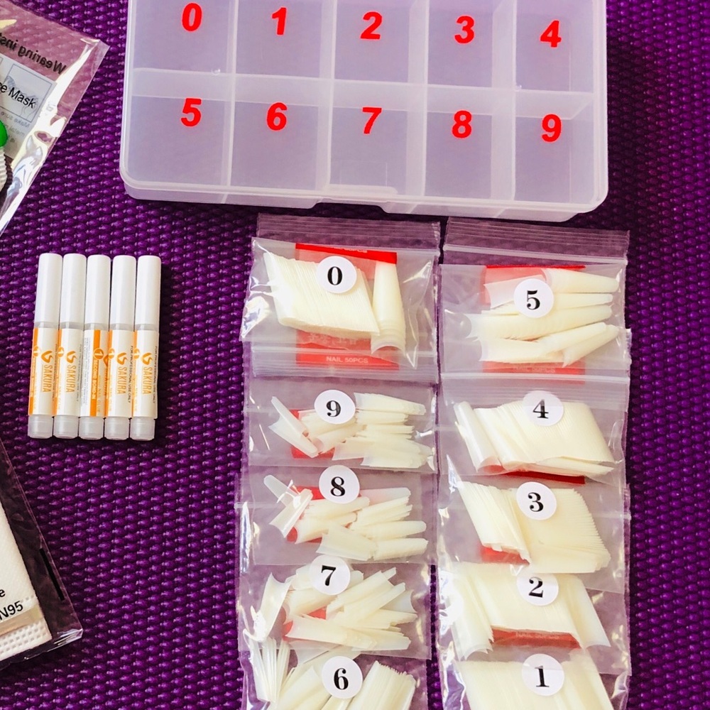 Nails Tip Kit